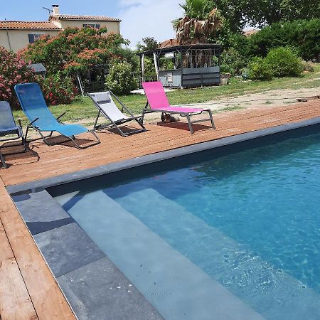 Hotel Aux Roses de l'Etang à Capestang Extérieur photo