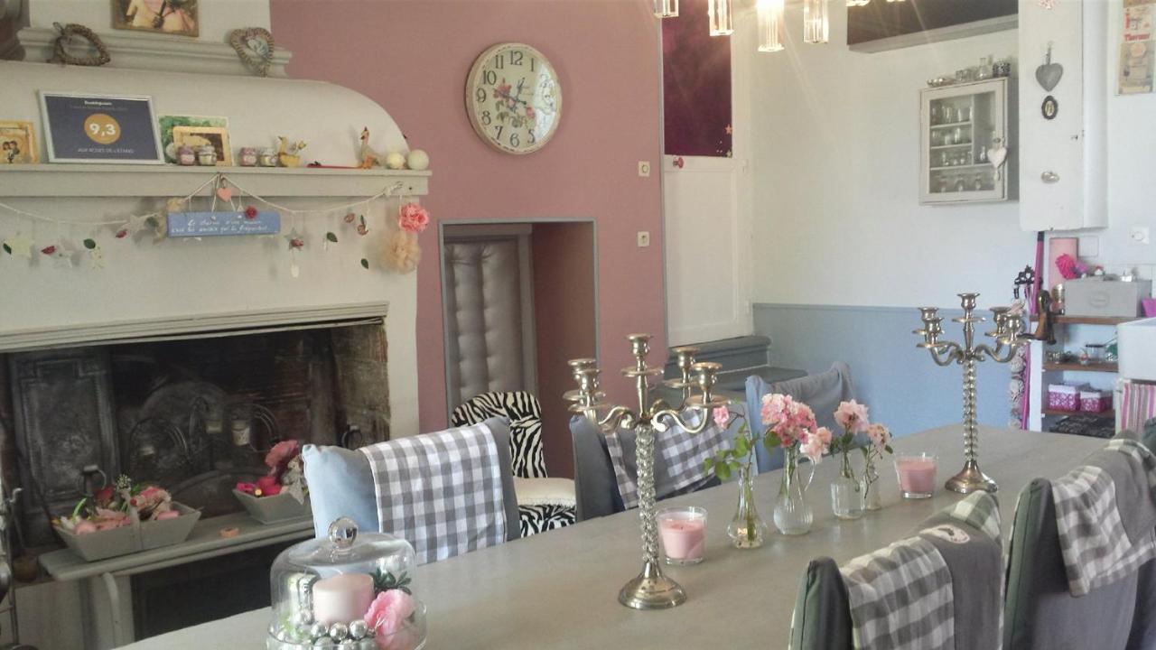 Hotel Aux Roses de l'Etang à Capestang Extérieur photo